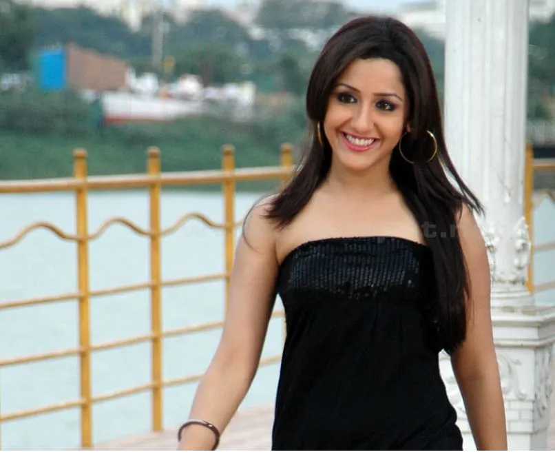 mallika kapoor photos